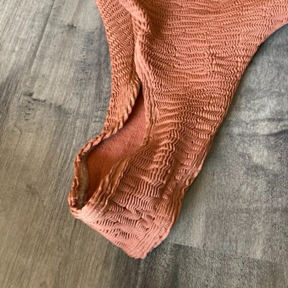 NWT Cleonie Swim Shell Maillot Shell/Espresso Smocked One-Piece Swimsuit OS - Picture 4 of 8